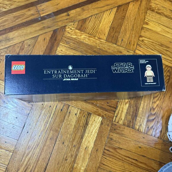 LEGO Star Wars Dagobah Jedi Training Diorama 75330 NIB 1000 pc Retired Gift NEW - Picture 7 of 7